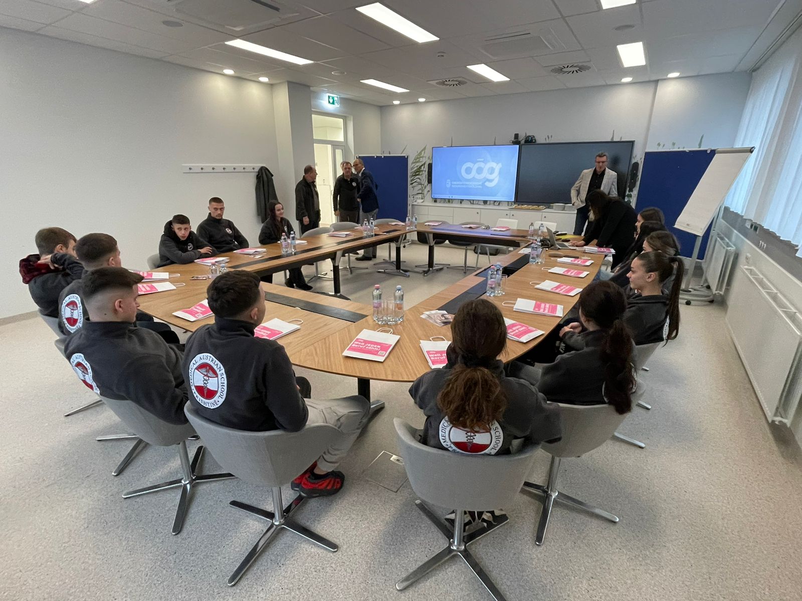 Takim me ekipin e OÖG — Oberösterreichische Gesundheitskasse